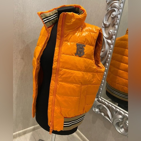 Icon Stripe Detail Down-filled Puffer Gilet vest - Picture 3 of 9